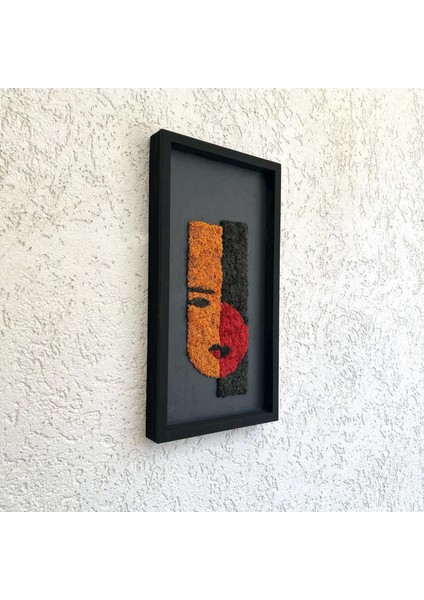 Yosunlu Minimal Yüz Figürlü Duvar Dekoru | 40X40 cm | El Yapımı Doğal Moss Sanatı | Siyah Ahşap Panel Üzerine Bakım Gerektirmez fırsatları