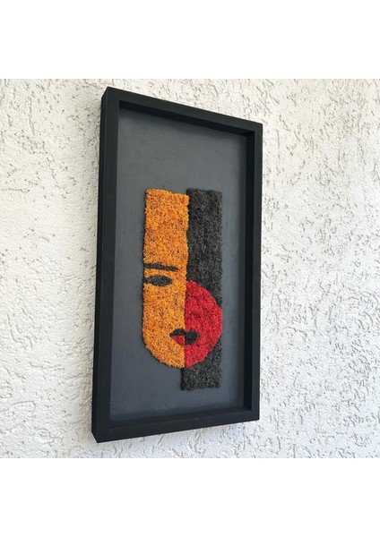 Yosunlu Minimal Yüz Figürlü Duvar Dekoru | 40X40 cm | El Yapımı Doğal Moss Sanatı | Siyah Ahşap Panel Üzerine Bakım Gerektirmez indirimleri