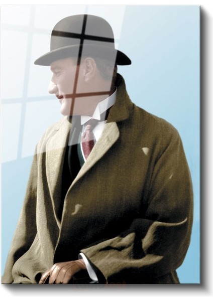 Şapkalı Atatürk - Açık Mavi Fonda Portre Cam Tablo fiyatları