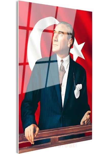 Türk Bayrağı Önünde Atatürk - Kürsüde Lider Cam Tablo