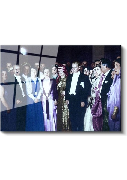 Cumhuriyet Balosu - Atatürk'ün Modern Türkiye'si Cam Tablo fiyatları