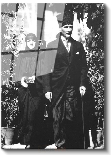 Kalpaklı Atatürk - Tarihi Fotoğraf Cam Tablo fiyatları