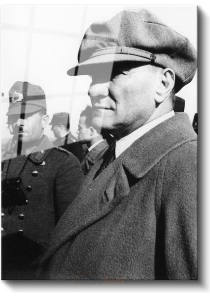 Kasketli Atatürk - Palto ve Profil Cam Tablo