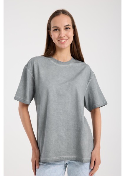 %100 Pamuk Kadın Oversize T-Shirt Şık ve Rahat Giyim