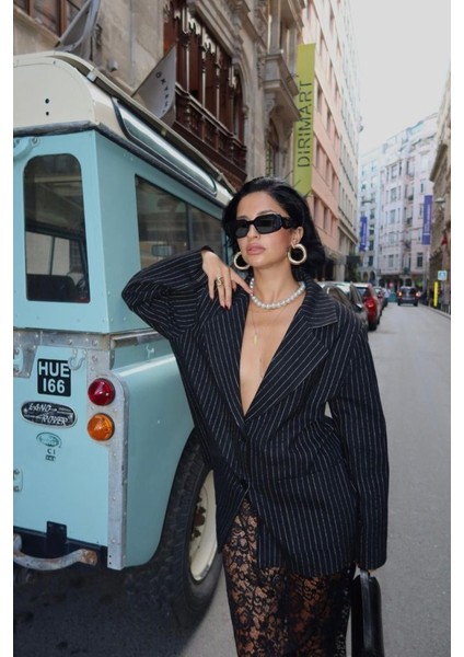 Siyah Çizgili Oversize Ceket