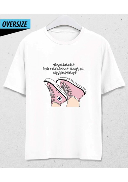 Farklı Frekans Oversize T-Shirt – Tarzı Da Düşüncesi De Özgün Beyaz