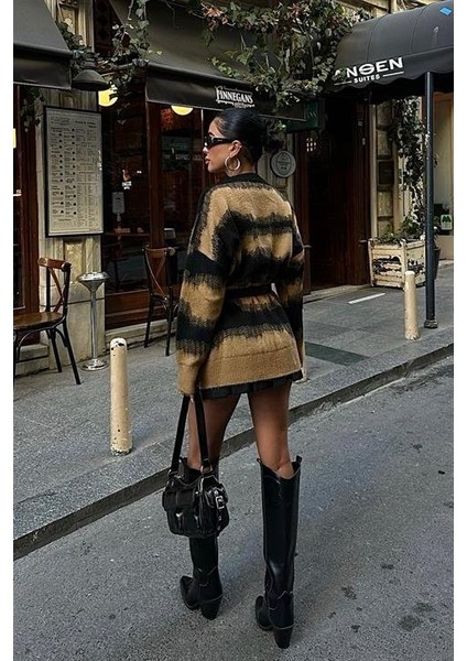 Geçiş Detaylı Şardonlu Kazak 1346 fırsatları