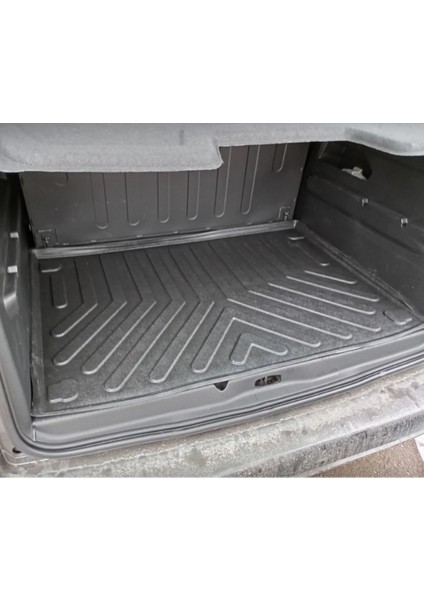 Fiat Doblo 2023 ve Sonrası Uyumlu 3D Bagaj Havuzu