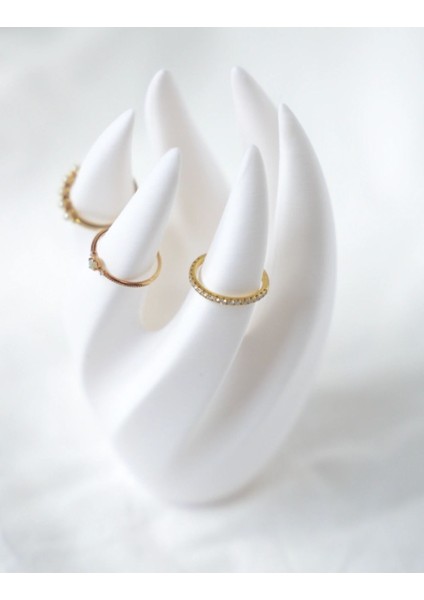 Beyaz Yüzük Standı, Hafif ve Şık Dekoratif Tasarım fiyatları