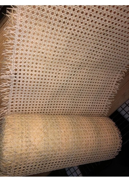 45CM x 1,5m Ekrü Plastik Hazeran Hasır, Dayanıklı ve Şık Bahçe Düzeni Için Ideal