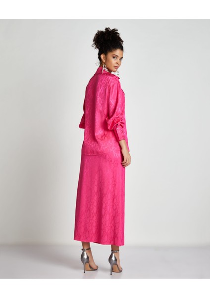 Viskon Kumaştan Iki Parçalı Kadın Takım – Şık Ceket ve Uzun Etek Kombini modelleri