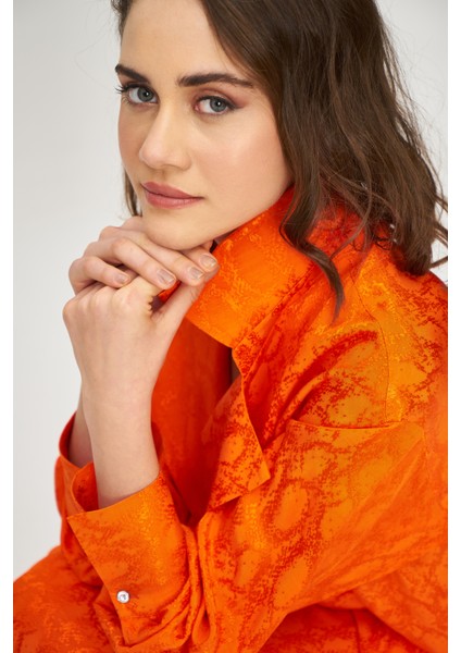 Viskon Kumaştan Iki Parçalı Kadın Takım – Şık Ceket ve Uzun Etek Kombini fiyatları