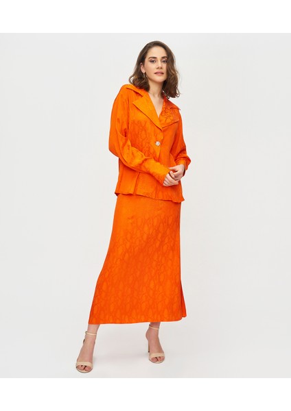 Viskon Kumaştan Iki Parçalı Kadın Takım – Şık Ceket ve Uzun Etek Kombini modelleri