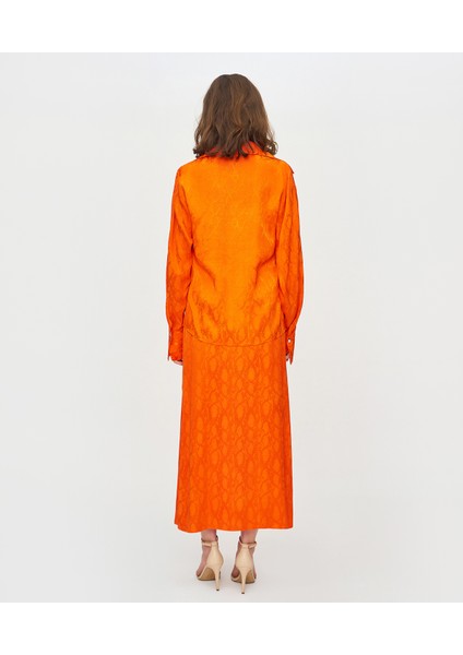 Viskon Kumaştan Iki Parçalı Kadın Takım – Şık Ceket ve Uzun Etek Kombini fırsatları