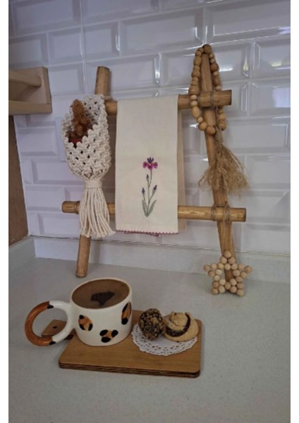 Ceviz Renkli Mini Merdiven, Mutfak ve Banyo Için Şık ve Fonksiyonel Havlu Askısı fiyatları