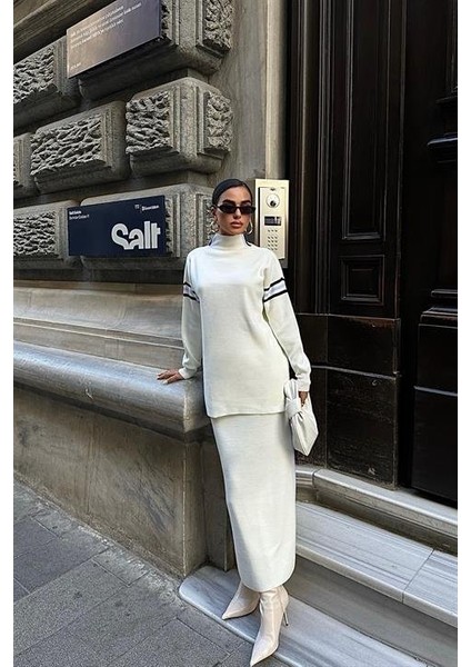 Etekli Spor Çizgili Takım 9991 modelleri