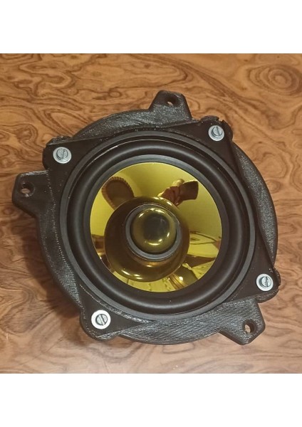 Bmw E90 10CM Hoparlör Yükseltmesi