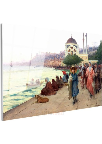 Ortaköy Sahili - Gezinti Yapan Hanımlar Cam Tablo