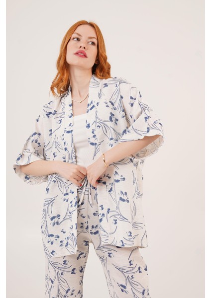 Kadın Mavi Çiçek Desenli Kimono ve Pantolon Takım - Iki Parça fırsatları