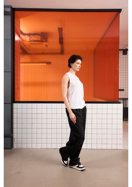 Bisiklet Yaka Sırtı Bağlama Detaylı Kadın T-Shırt modelleri