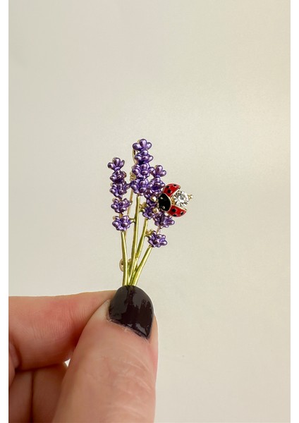 Uğur Böceği Detay Lavanta Çiçeği Broş (5cm)
