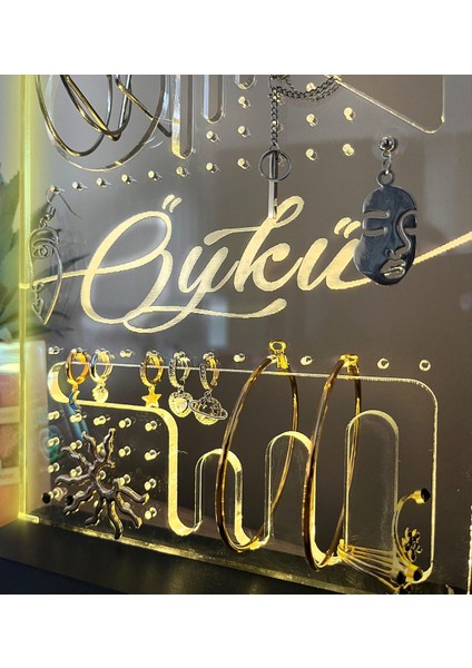 Isimli Takı Standı, Şık ve Kişiye Özel Hediye Seçeneği modelleri