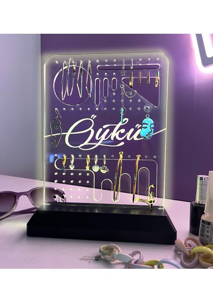 Isimli Takı Standı, Şık ve Kişiye Özel Hediye Seçeneği indirimleri