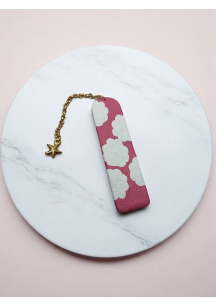 Pinky- Bulut Desenli El Yapımı Polimer Kil Kitap Ayracı