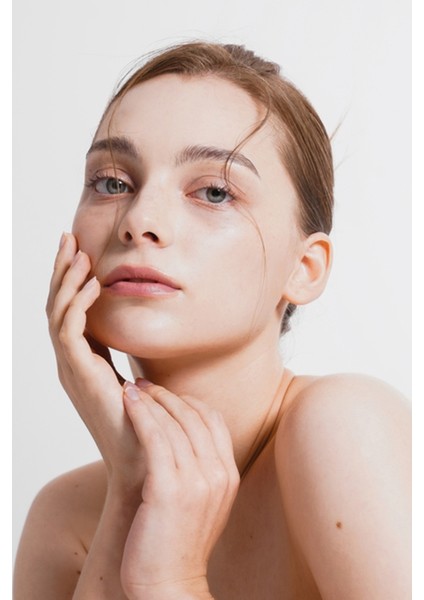 Dolgunlaştırıcı ve Cilt Sıkılığını Destekleyen Kolajen Serum Hydrolyzed Collagen, Glutatyon 30 ml