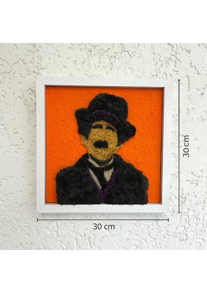 Charlie Chaplin Temalı Yosun Duvar Dekoru | 30X30 cm | El Yapımı Sinema Figürlü Tablo | Turuncu Akrilik Zeminli, Beyaz Ahşap Çerçeve fiyatları