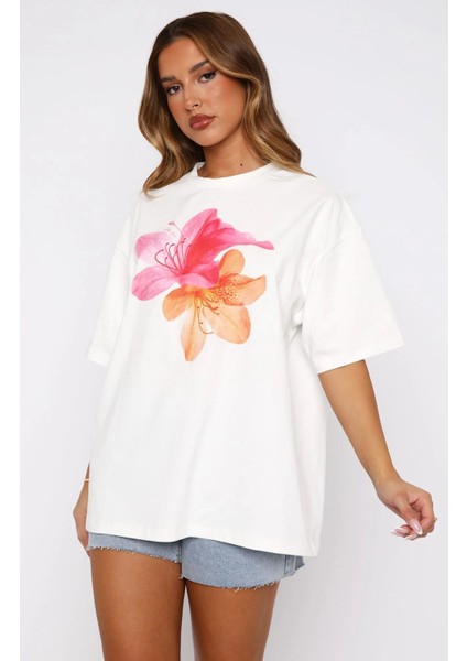 Kadın Oversize Ekru Tişört %100 Pamuk Pembe Turuncu Çiçek Desenli