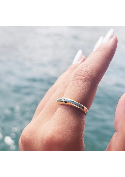 Gümüş Yüzük - Bombeli Sıra Firuze Taşlı 925 Ayar Gümüş Alyans