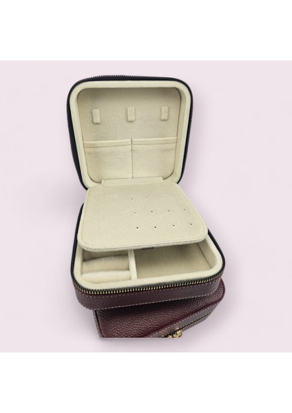 Bordo Küçük Fermuarlı Takı ve Seyahat Çantası, Şık ve Kullanışlı Tasarım