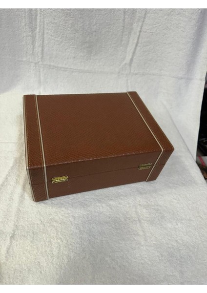 Aynalı Kilitli Organizer, Makyaj ve Takı Kutusu, Güvenli ve Şık Saklama Çözümü modelleri