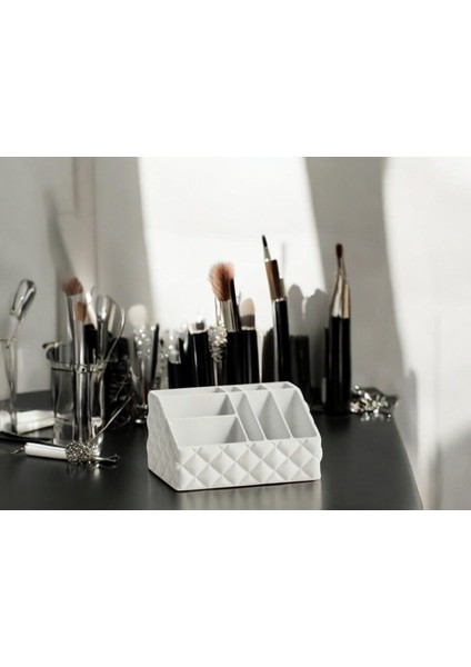 Beyaz Dekoratif Makyaj ve Takı Düzenleyici, Şık ve Pratik Saklama Çözümü