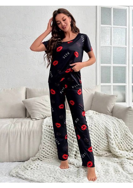 Kadın Baskılı Desenli Gecelik Pijama Takımı Kiss modelleri