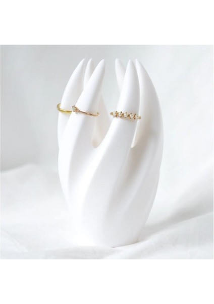 Beyaz Yüzük ve Takı Standı, Modern ve Zarif Dekoratif Mücevherlik