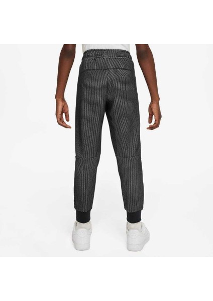 Nsw Tech Fleece Pant Winterized Çocuk Eşofman Altı FJ6025-010 fırsatları