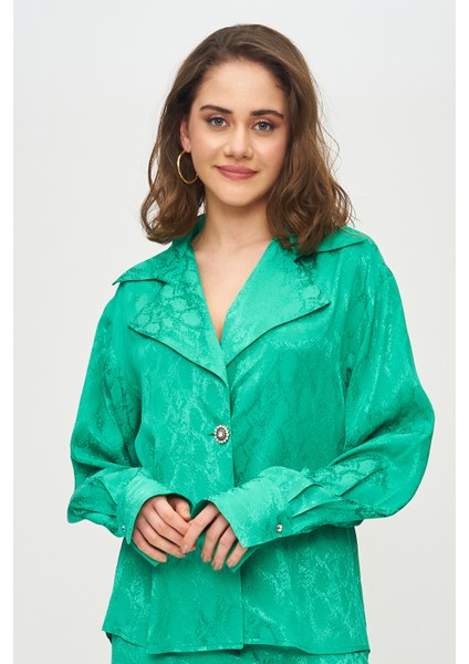 Viskon Kumaştan Iki Parçalı Kadın Takım – Şık Ceket ve Uzun Etek Kombini modelleri