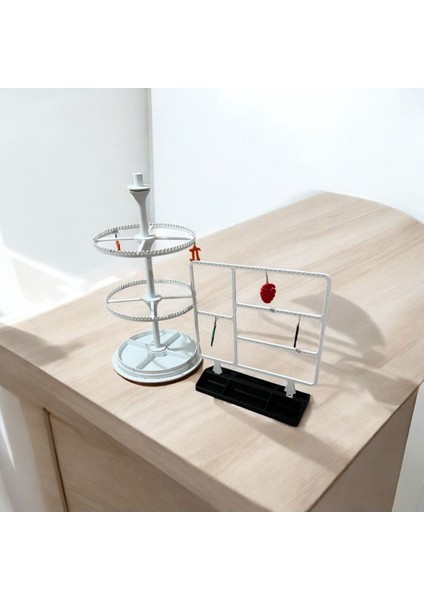 Beyaz Küpe Standı, Şık ve Kullanışlı Mücevher Düzenleyici