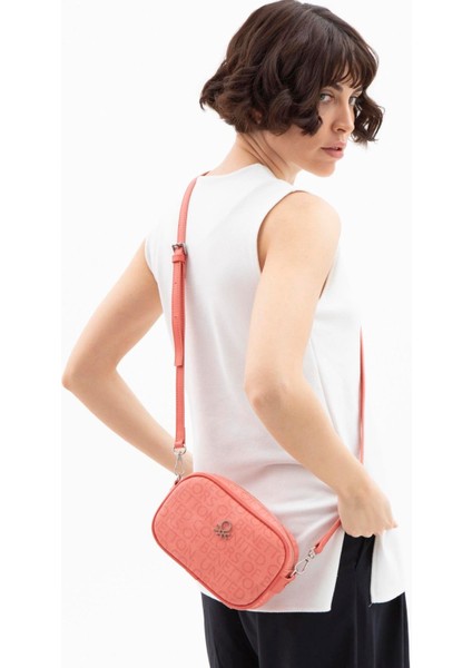 United Colors Of Benetton Kadın Çapraz Çanta Bnt 1537 - Mercan fiyatları