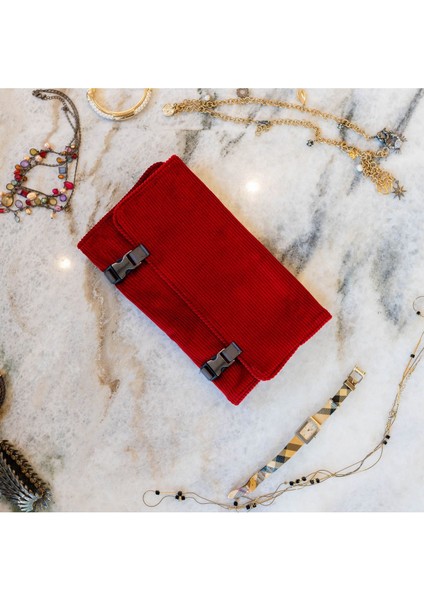 Kırmızı Takı ve Makyaj Çantası, Şık ve Pratik Tasarım