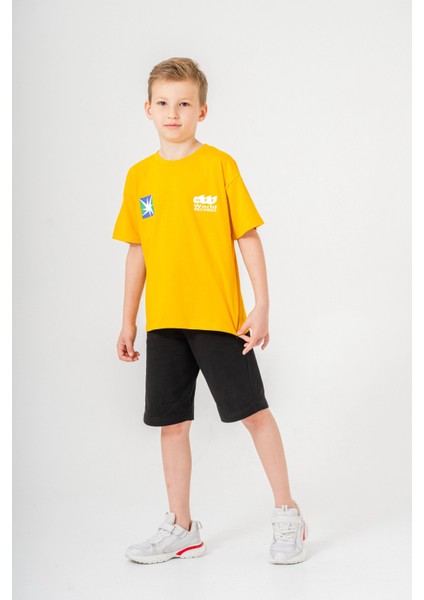 Sırtı Baskılı Şortlu Erkek Çocuk Takım 051