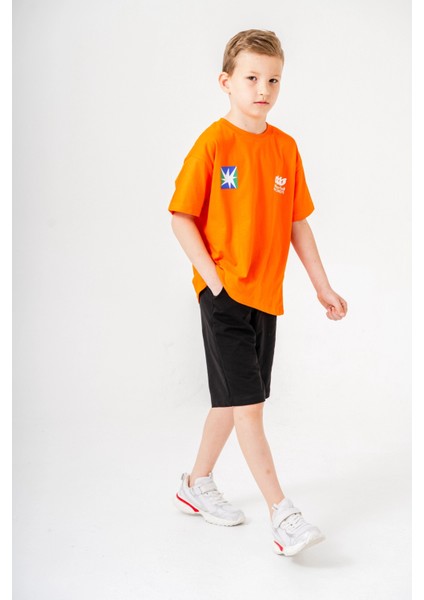 Sırtı Baskılı Şortlu Erkek Çocuk Takım 051 modelleri