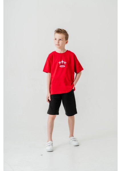 Sırtı Baskılı Şortlu Erkek Çocuk Takım 050 fiyatları