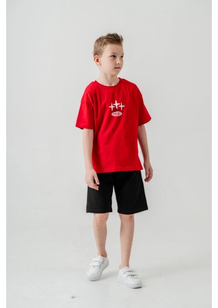 Sırtı Baskılı Şortlu Erkek Çocuk Takım 050 fırsatları