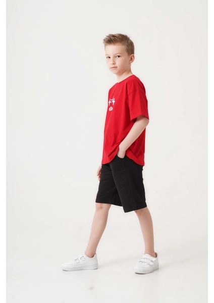 Sırtı Baskılı Şortlu Erkek Çocuk Takım 050 indirimleri