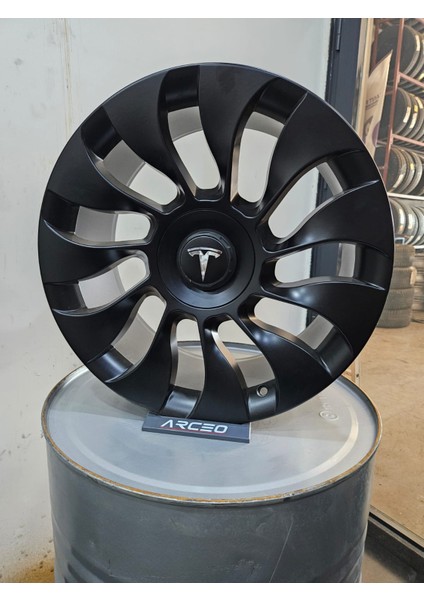 9,5X19 5X114,3 TESLA JANT TAKIMI