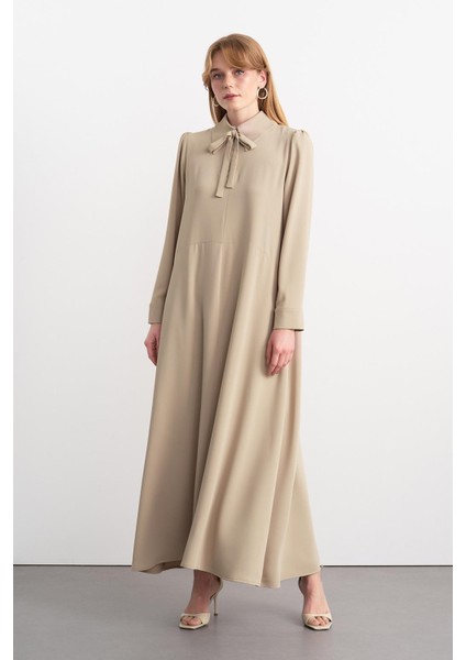 Yaka Bağlamalı Uzun Elbise Taş