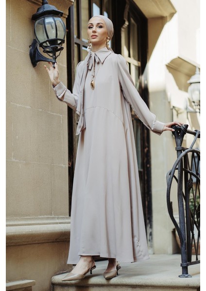 Yaka Bağlamalı Uzun Elbise Taş indirimleri